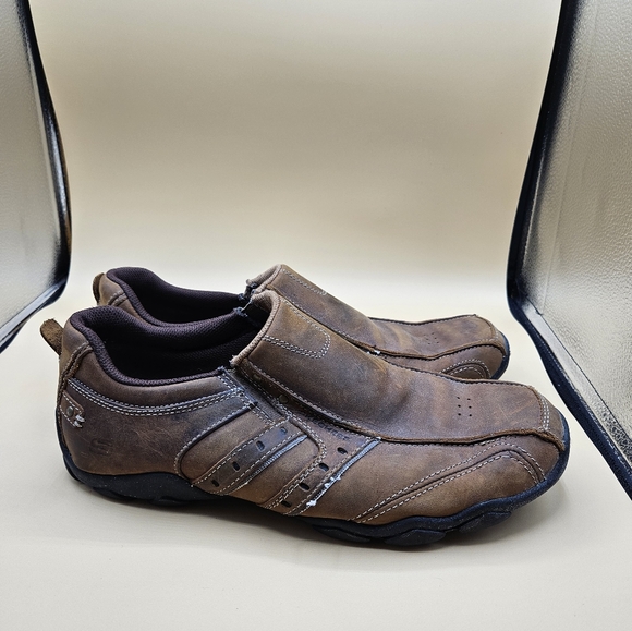 Skechers Leather Relaxed Fit Goga Mat Arch Casual Loafer Shoes Mens Size 13 - Picture 4 of 9